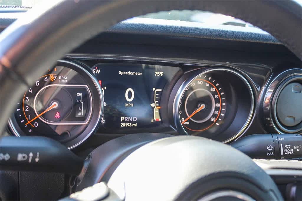 Thumbnail: 2022 Jeep Gladiator - 22