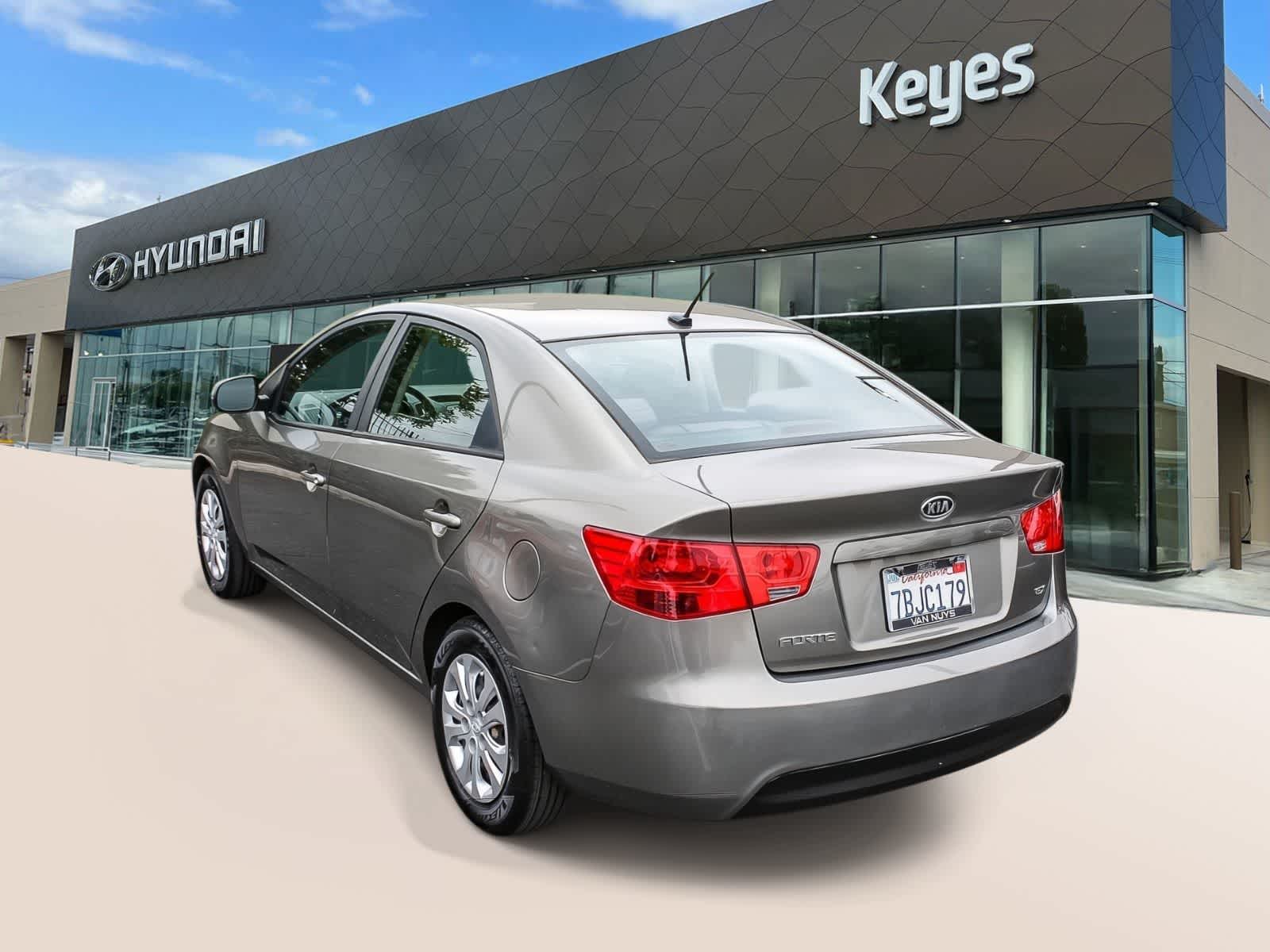 Thumbnail: 2012 Kia Forte - 7