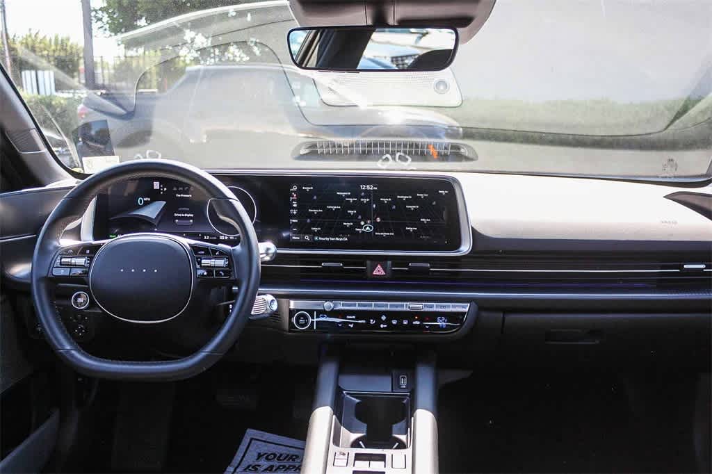 Thumbnail: 2023 Hyundai Ioniq 6 - 14