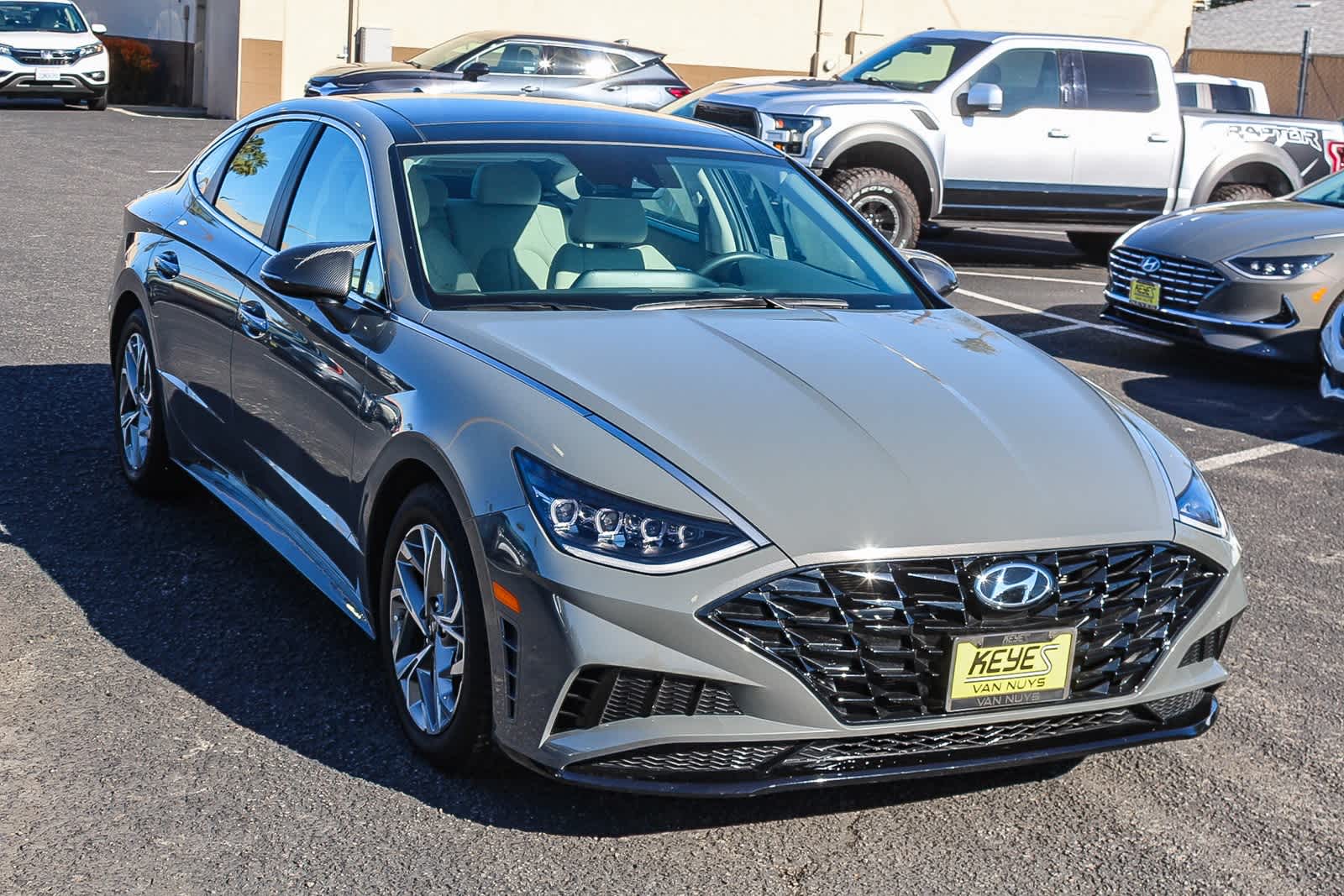 Thumbnail: 2023 Hyundai Sonata - 3