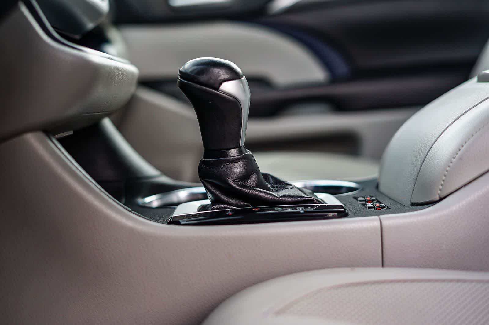 Thumbnail: 2017 Toyota Highlander - 29