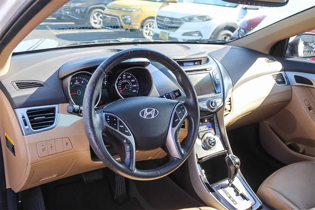 Thumbnail: 2013 Hyundai Elantra - 17