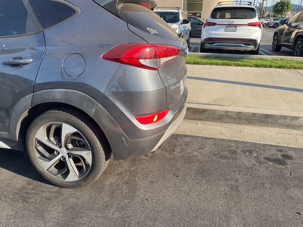 Thumbnail: 2017 Hyundai Tucson - 11