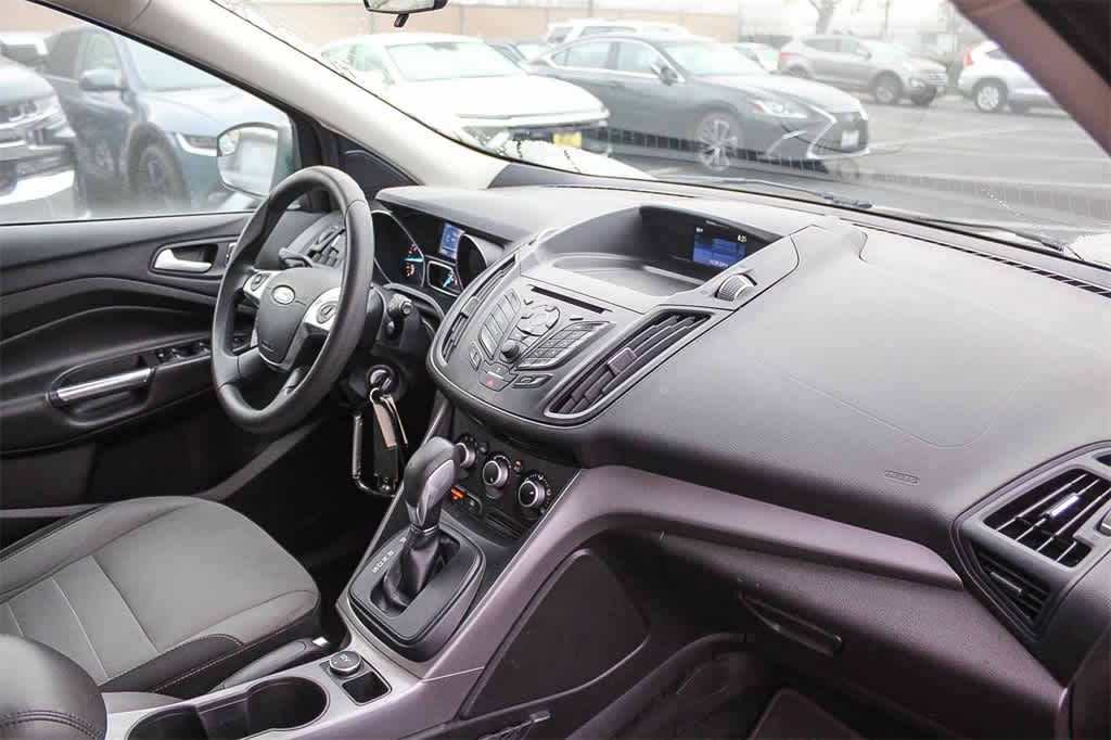 Thumbnail: 2015 Ford Escape - 19