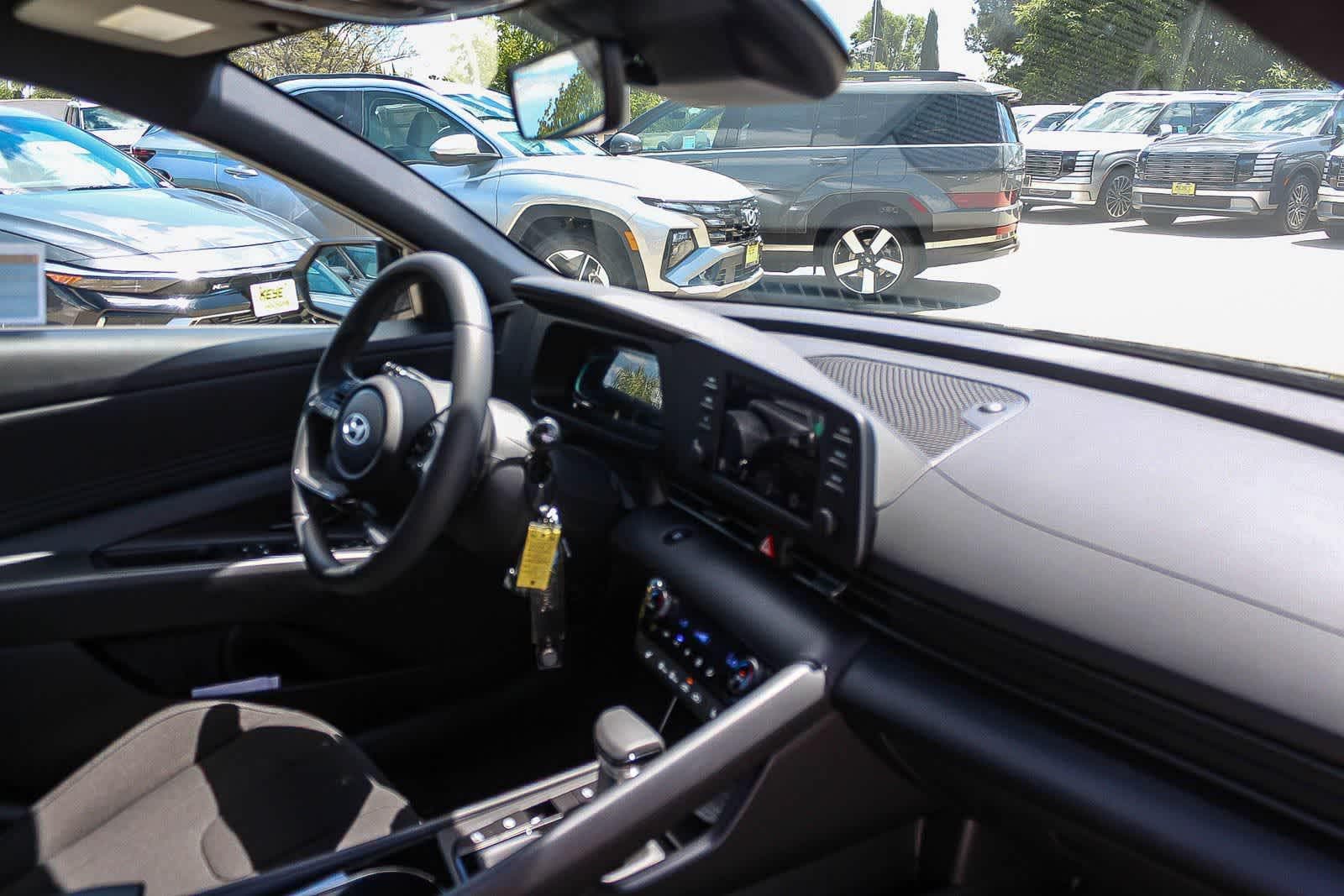 Thumbnail: 2026 Hyundai Elantra - 19