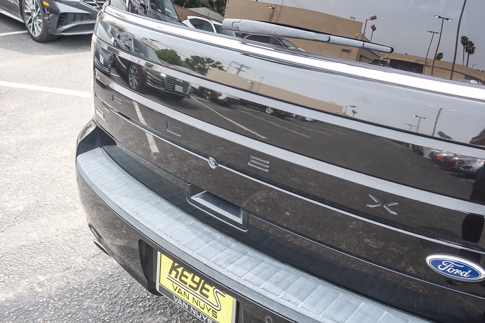 Thumbnail: 2015 Ford Flex - 11