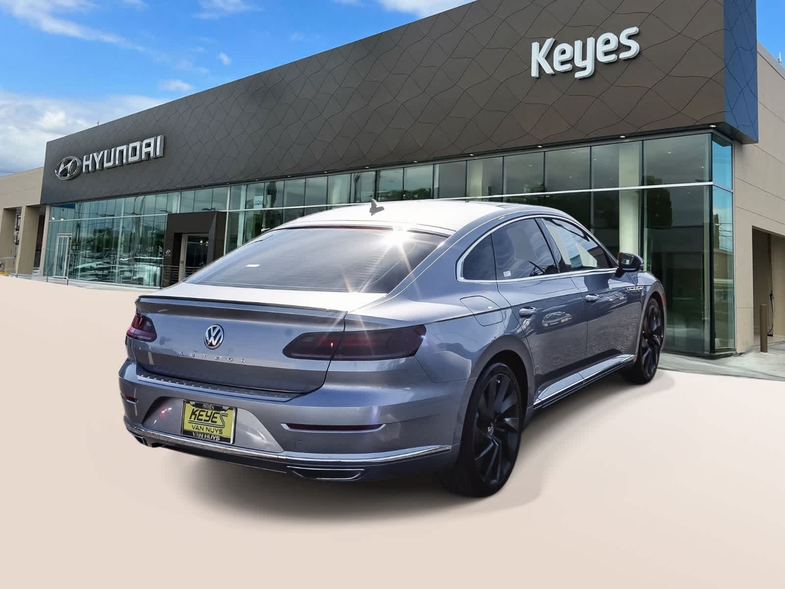 Thumbnail: 2019 Volkswagen Arteon - 4