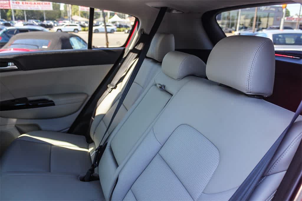 Thumbnail: 2022 Kia Sportage - 22