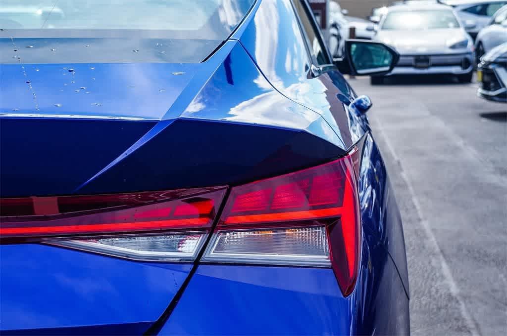 Thumbnail: 2025 Hyundai Elantra - 9