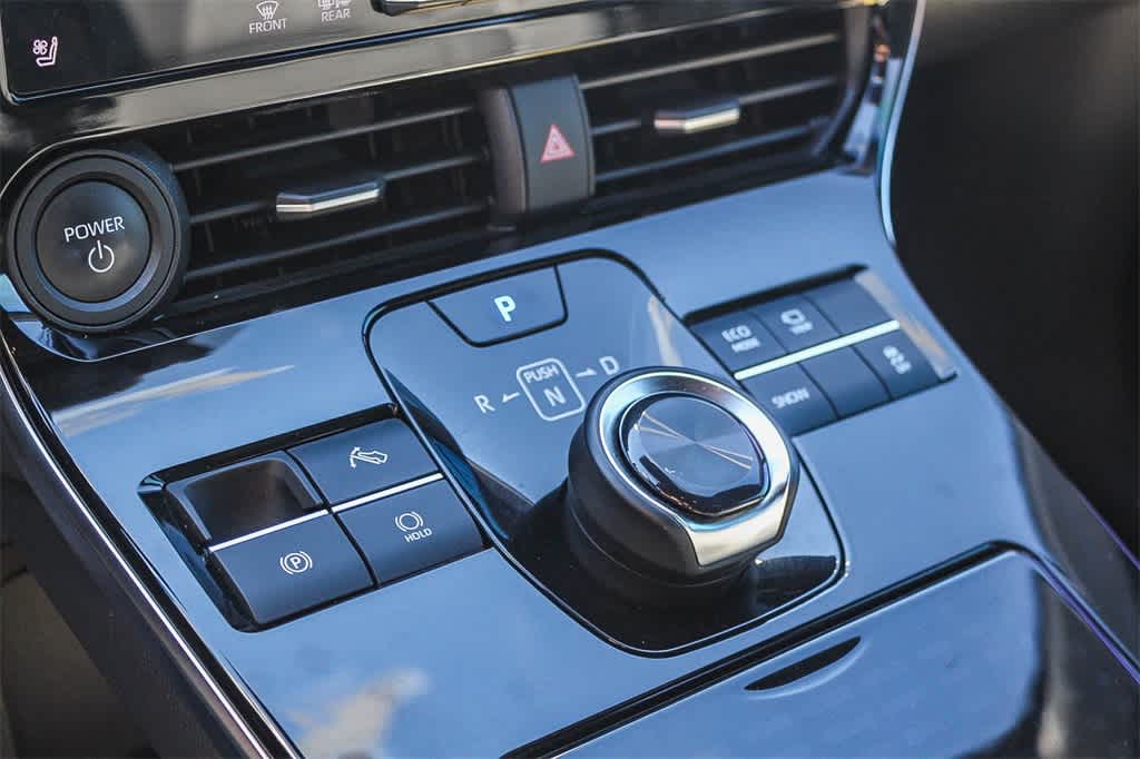 Thumbnail: 2023 Toyota bZ4X - 27