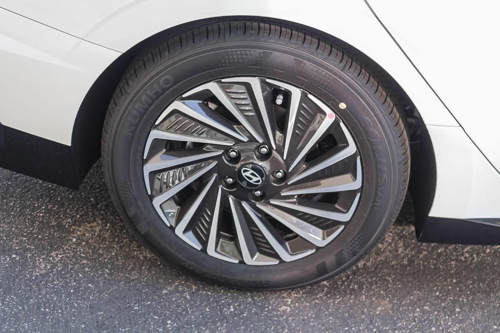 Thumbnail: 2026 Hyundai Sonata - 9