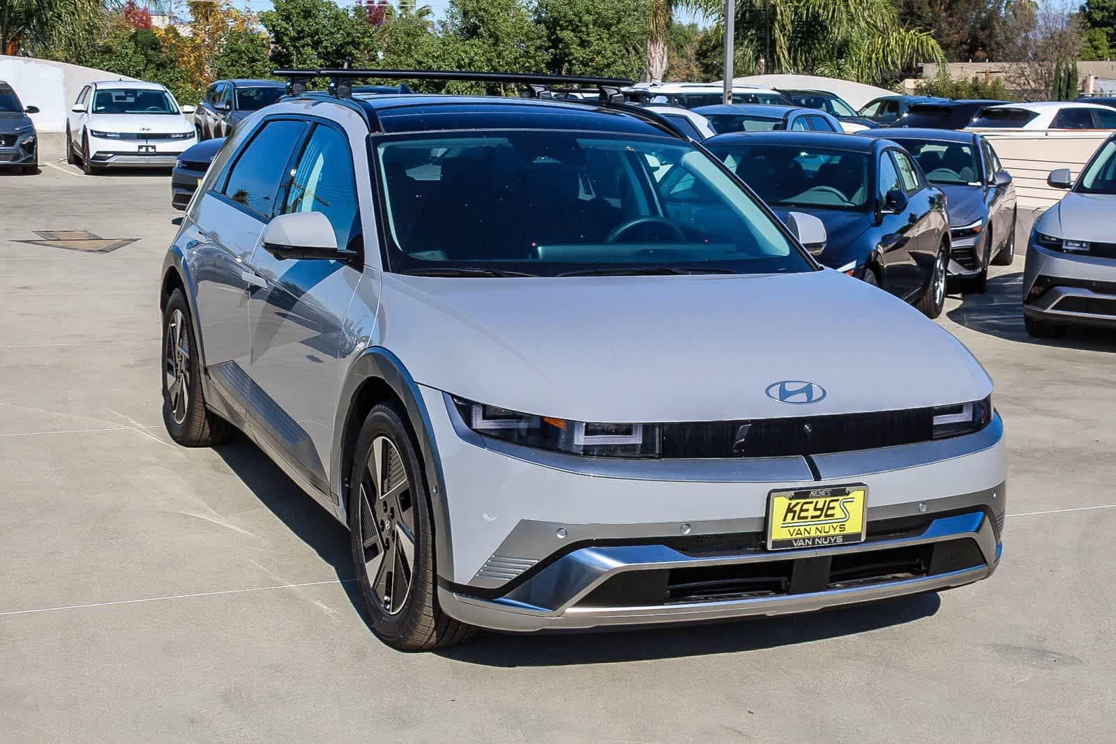 Thumbnail: 2026 Hyundai Ioniq 5 - 3