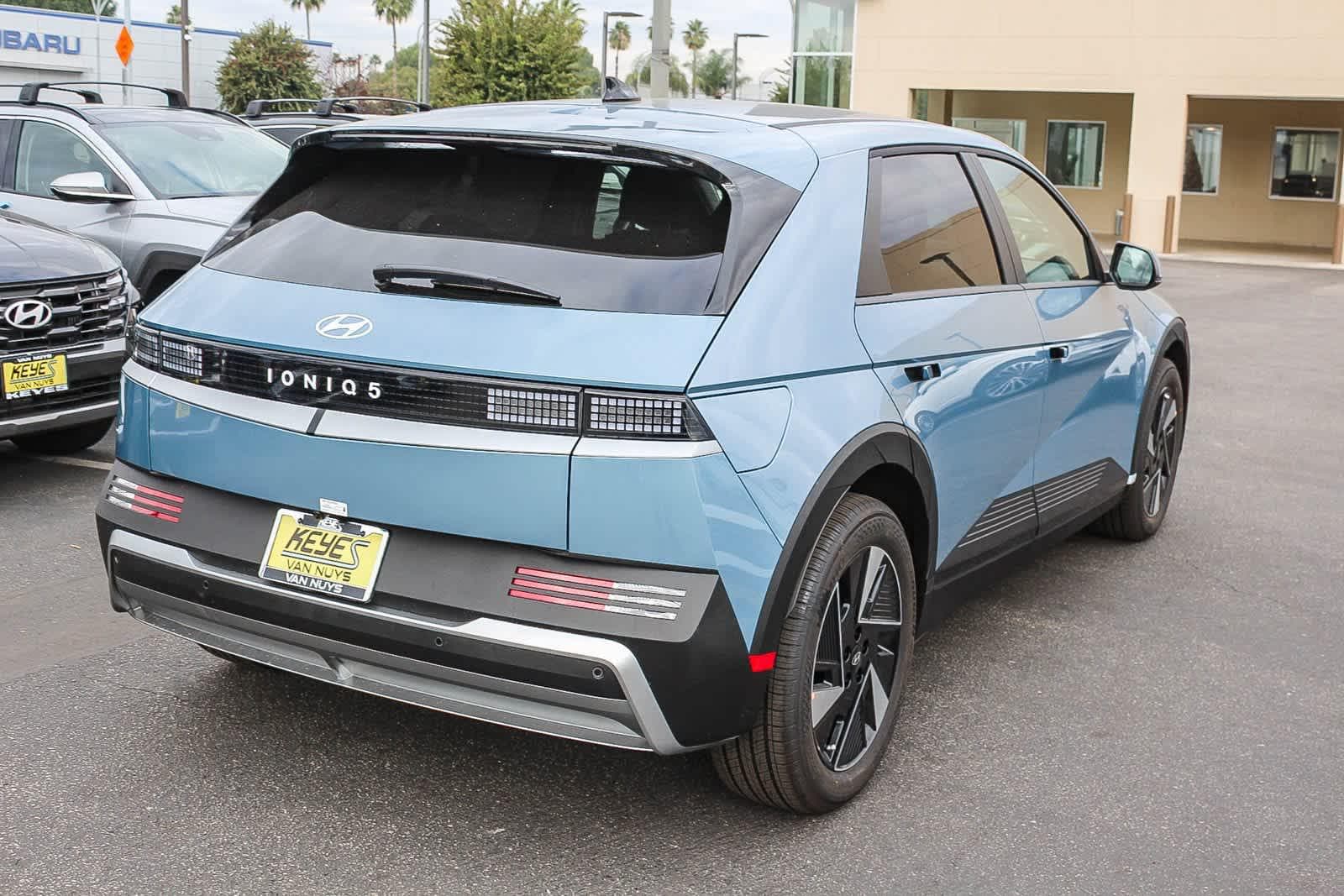 Thumbnail: 2026 Hyundai Ioniq 5 - 4