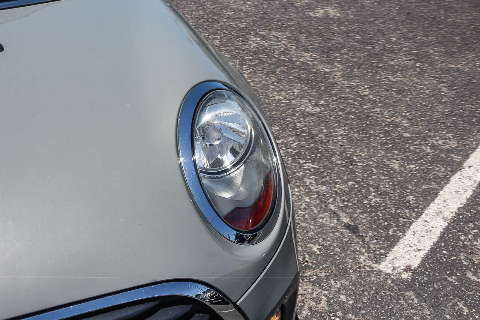 Thumbnail: 2017 MINI Cooper Hardtop - 13