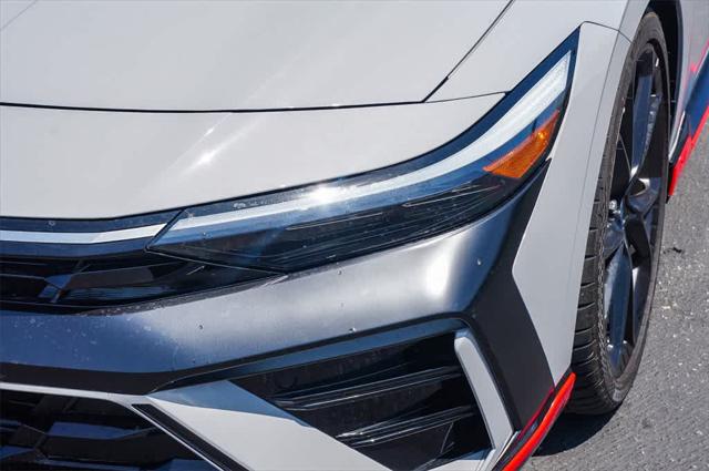 2025 Hyundai Elantra SE 7