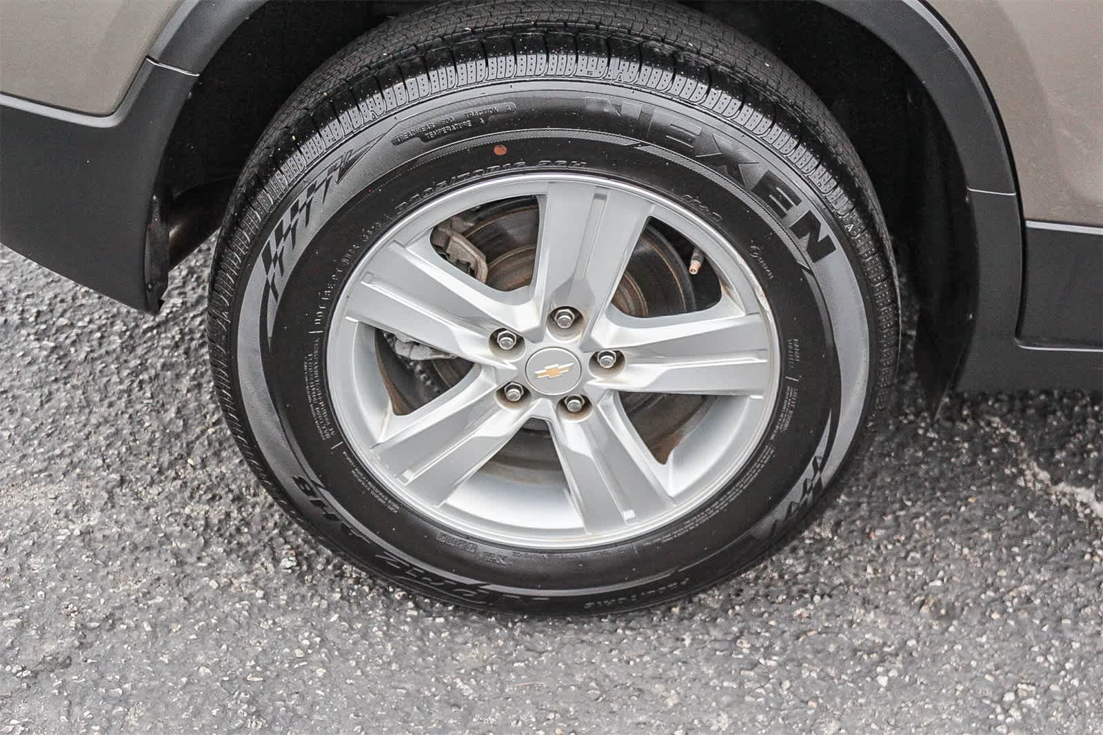 Thumbnail: 2022 Chevrolet Trax - 12