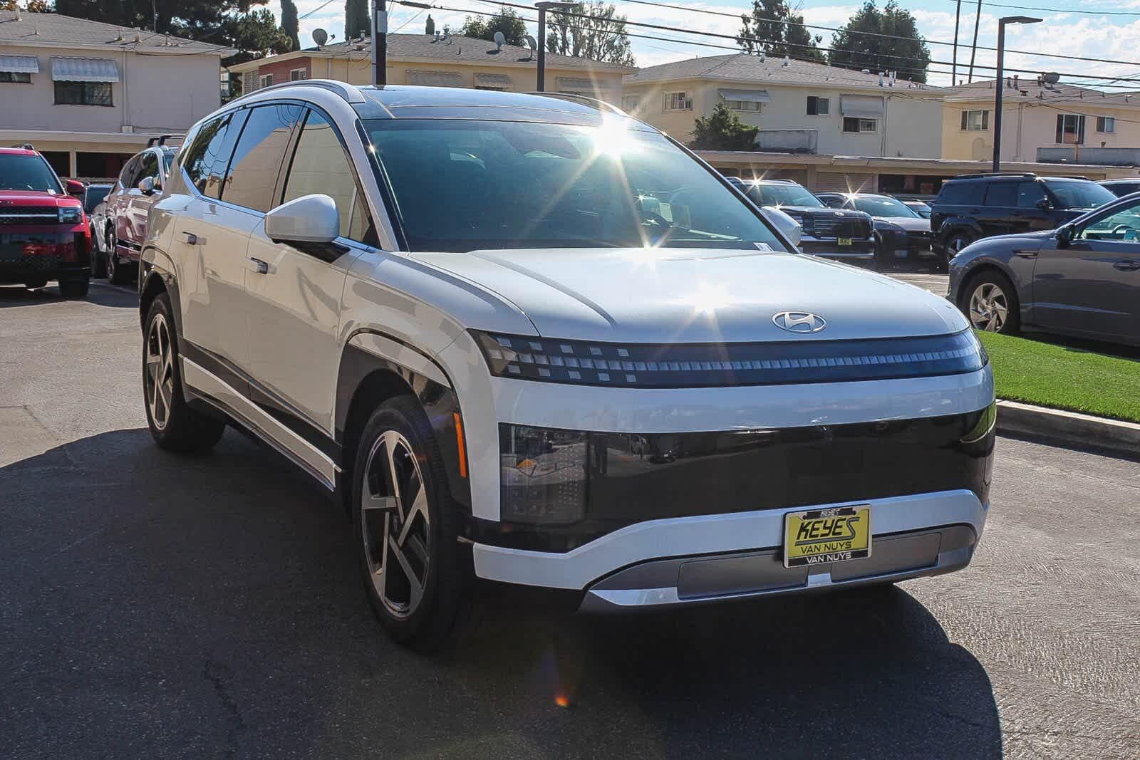 Thumbnail: 2026 Hyundai Ioniq - 3