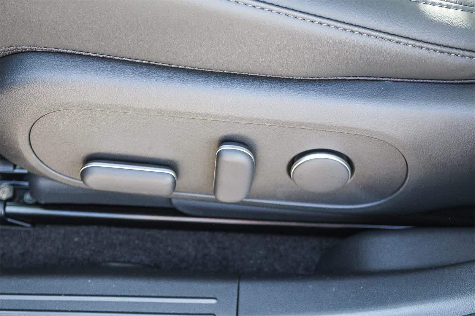 Thumbnail: 2026 Hyundai Ioniq 5 - 28