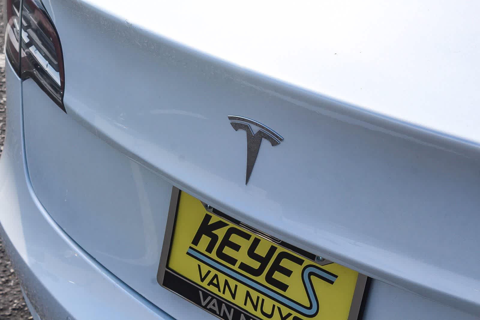 Thumbnail: 2020 Tesla Model 3 - 9