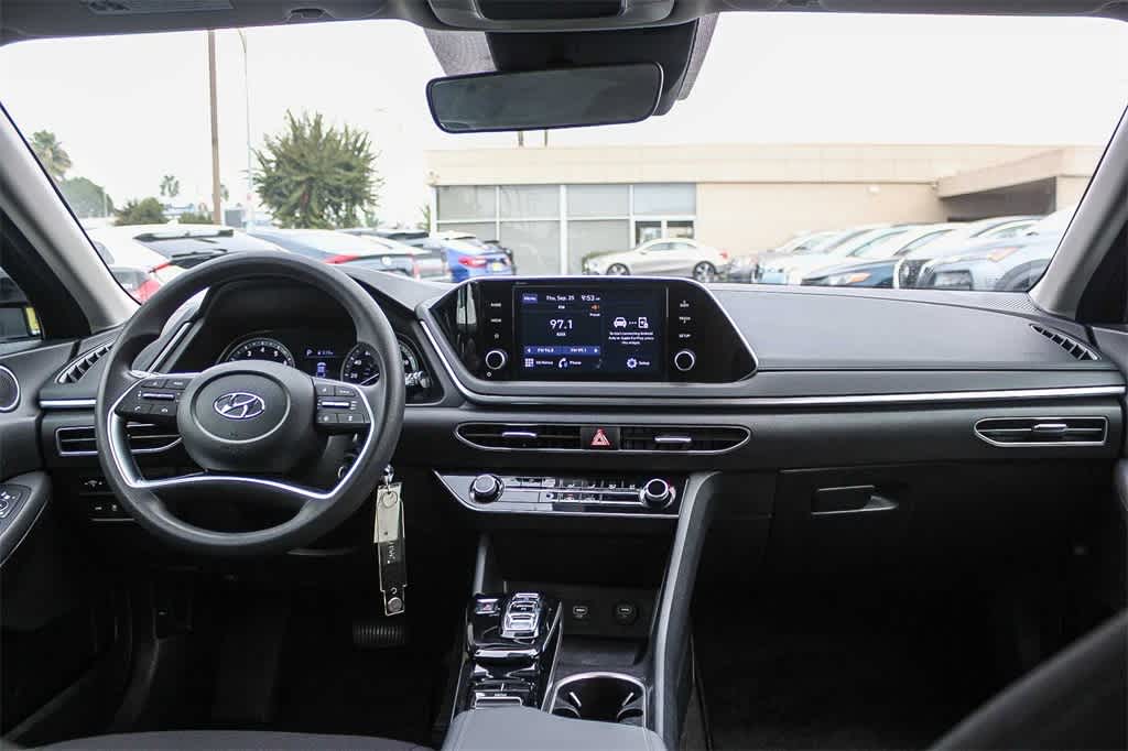 Thumbnail: 2022 Hyundai Sonata - 12