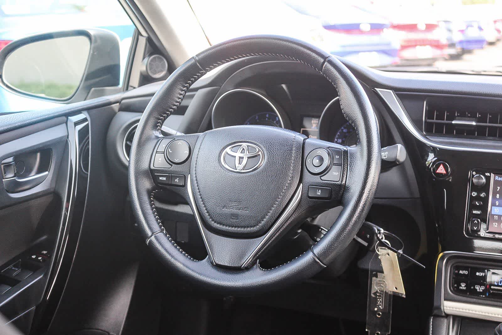 Thumbnail: 2018 Toyota Corolla iM - 21