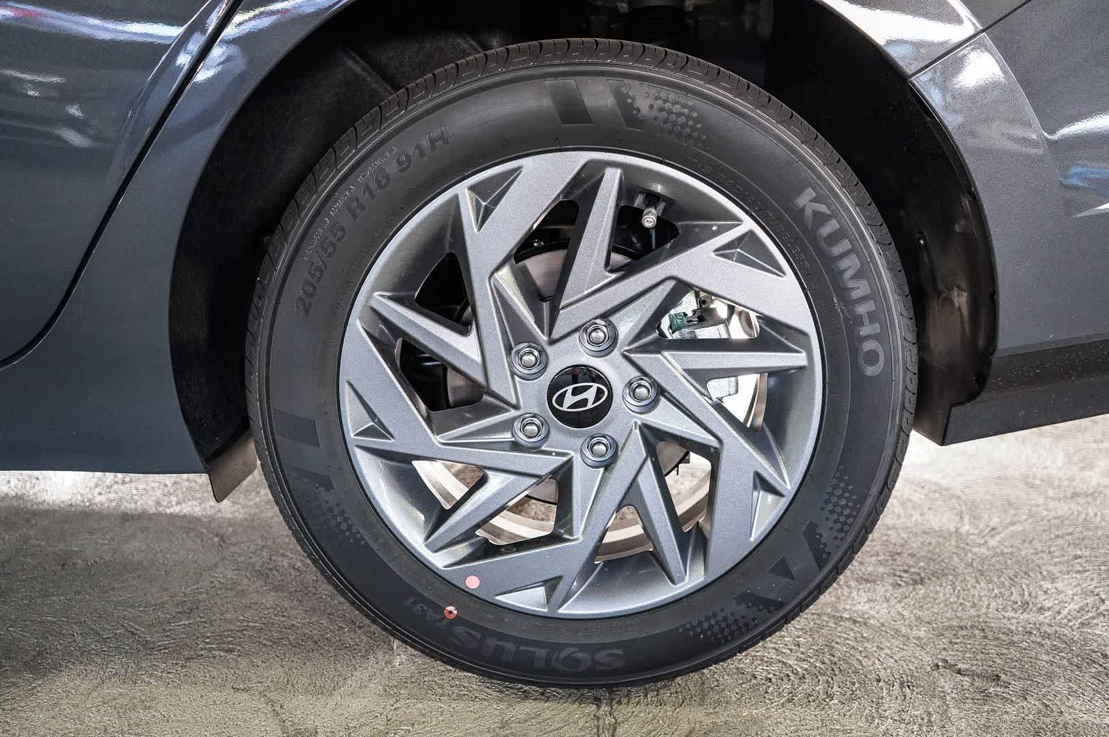 Thumbnail: 2026 Hyundai Elantra - 9