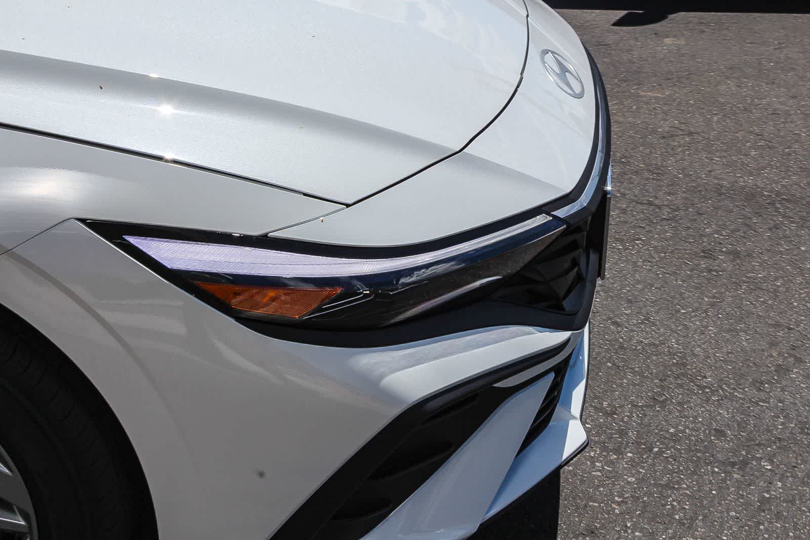 Thumbnail: 2025 Hyundai Elantra - 12
