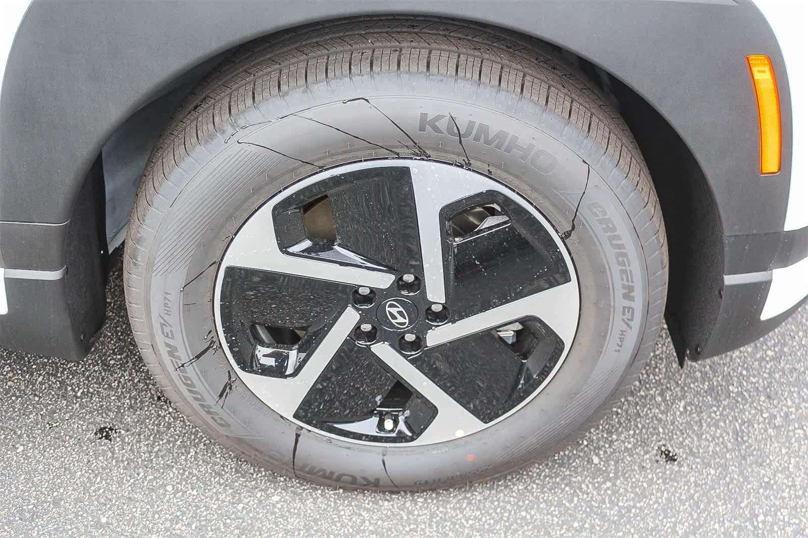 Thumbnail: 2026 Hyundai Ioniq - 11