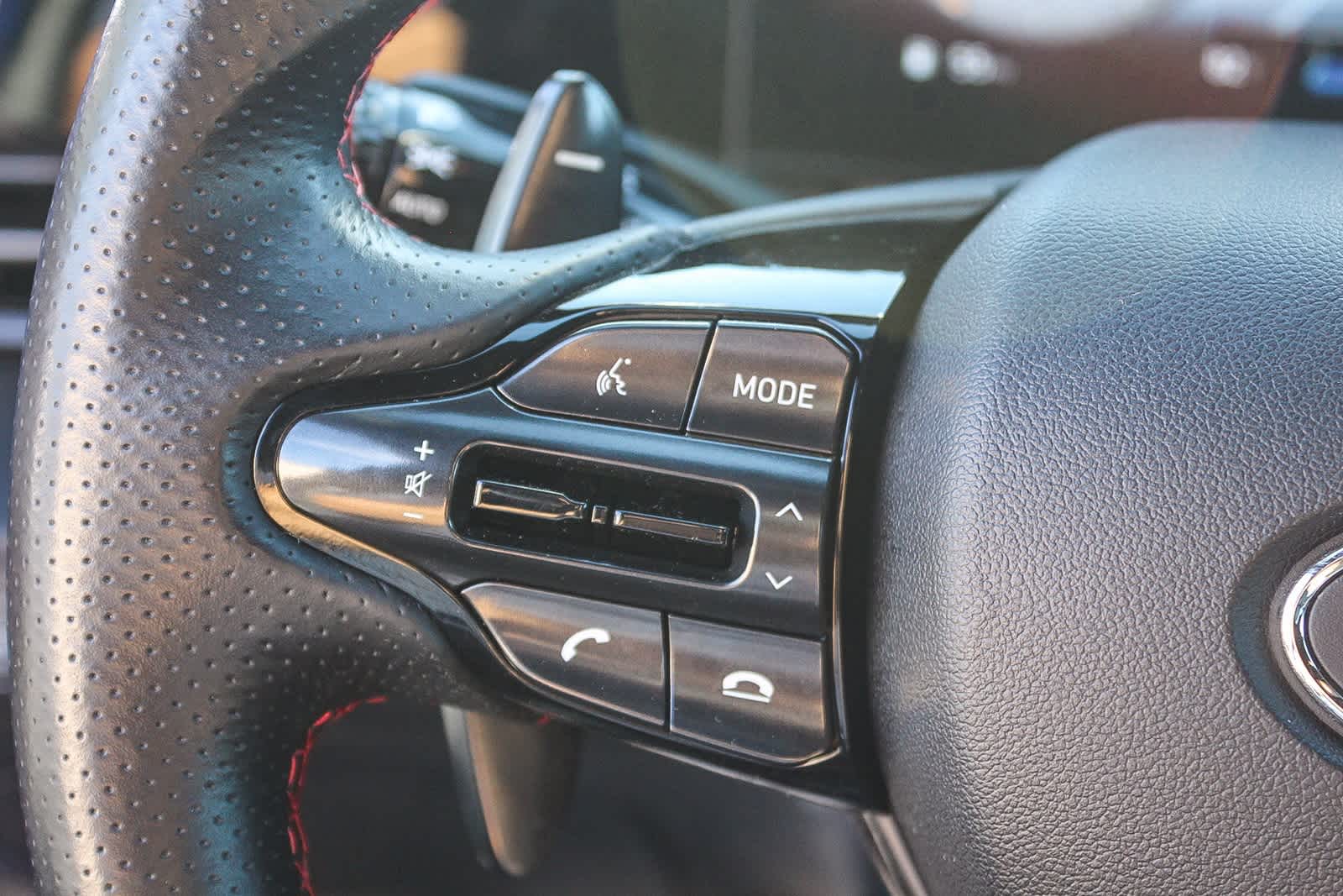 Thumbnail: 2023 Hyundai Elantra - 30