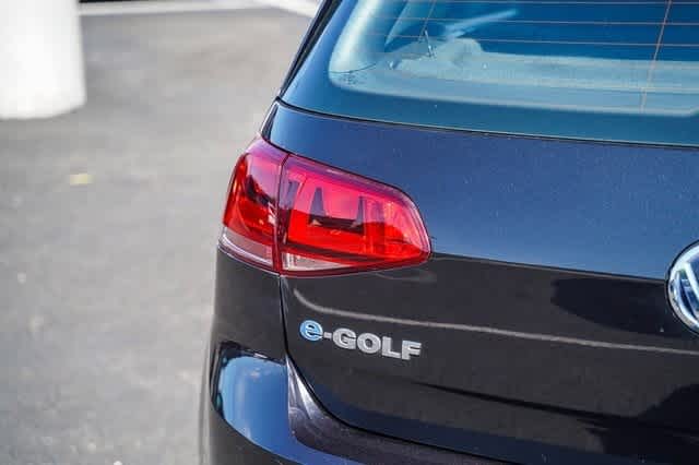 2016 Volkswagen e-Golf SE 7