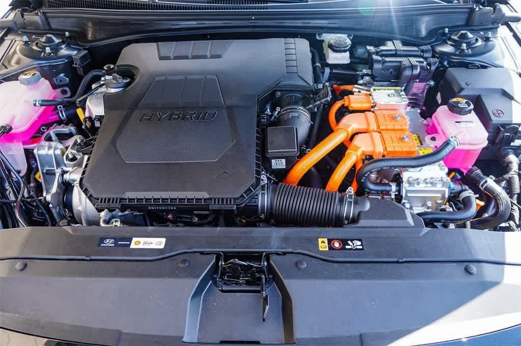 Thumbnail: 2025 Hyundai Elantra - 11