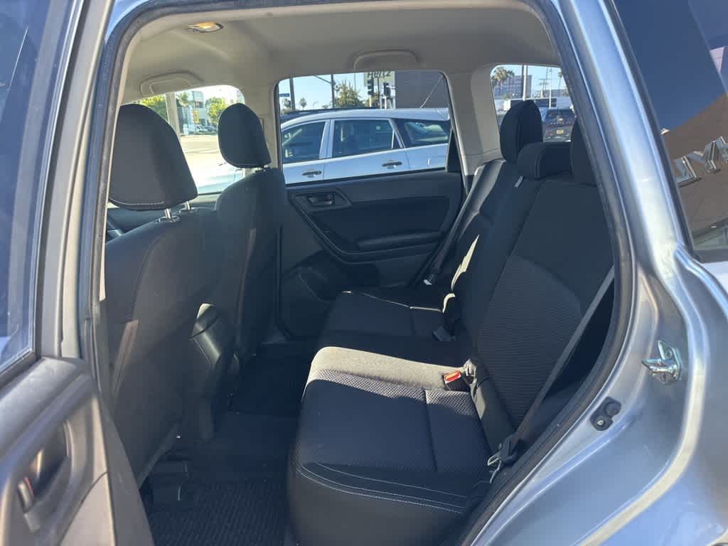 2017 Subaru Forester 2.5i 27