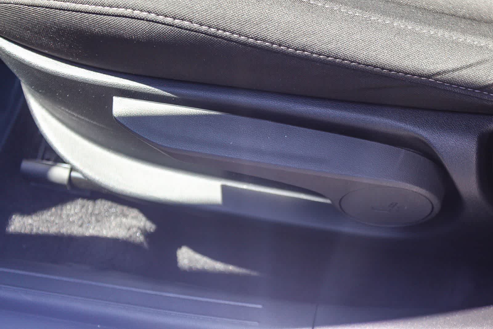 Thumbnail: 2023 Hyundai Elantra - 27