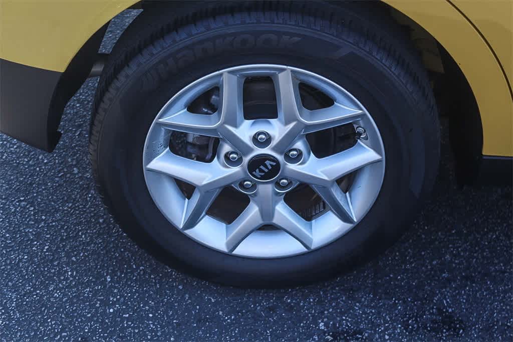 Thumbnail: 2020 Kia Soul - 8