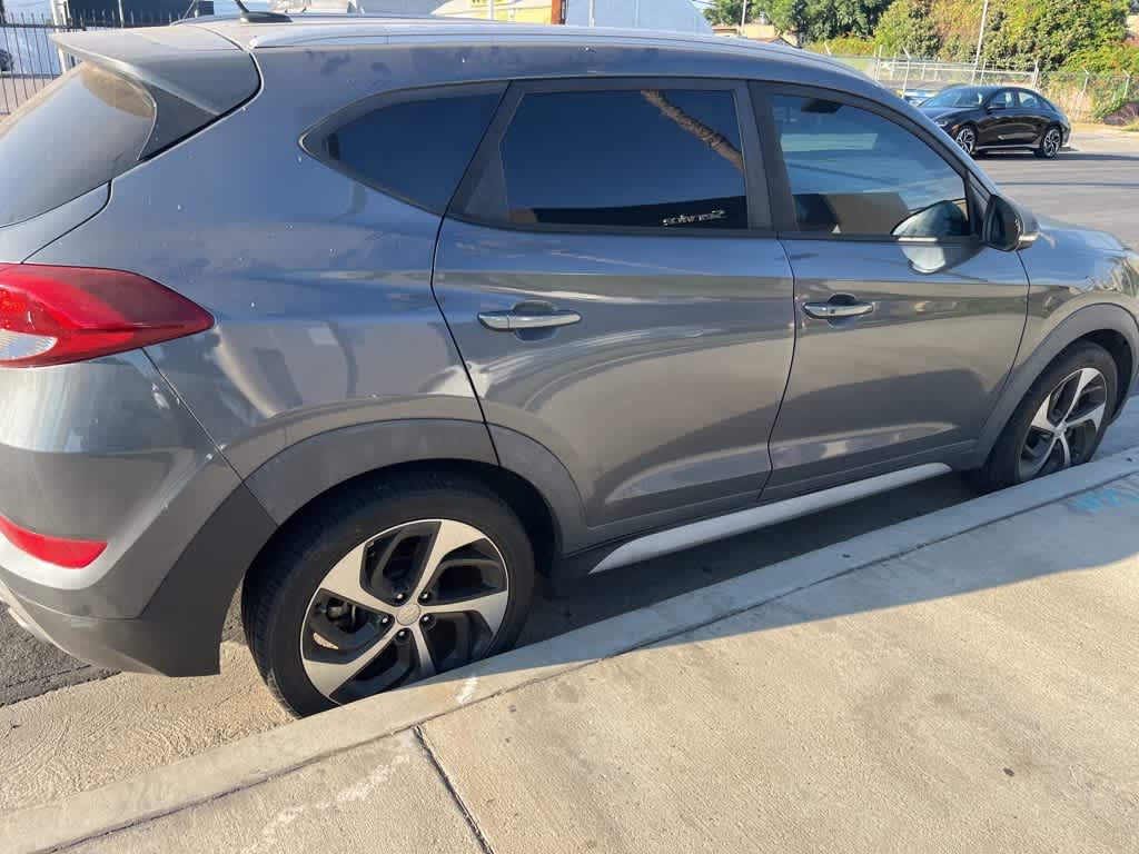 Thumbnail: 2017 Hyundai Tucson - 19