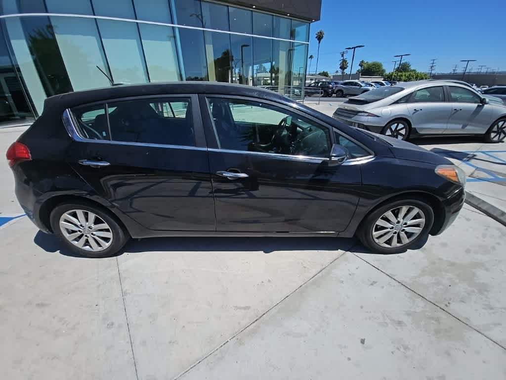 Thumbnail: 2015 Kia Forte - 5