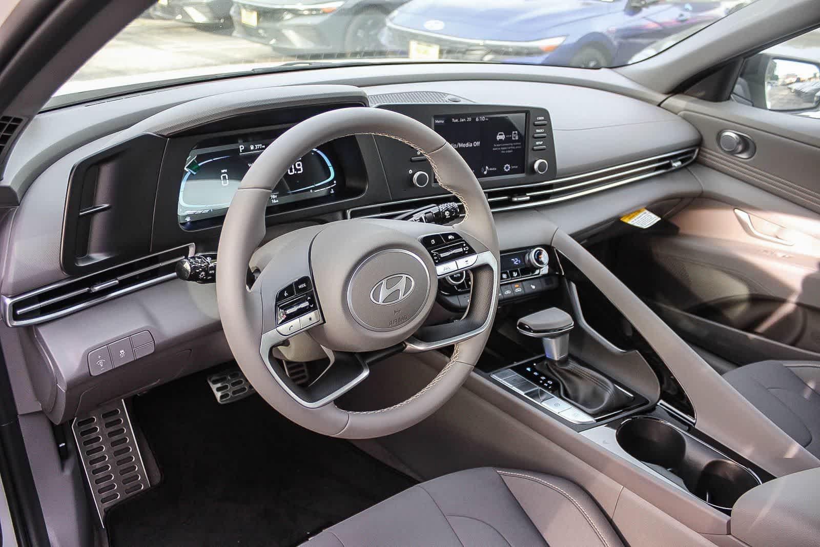Thumbnail: 2026 Hyundai Elantra - 18