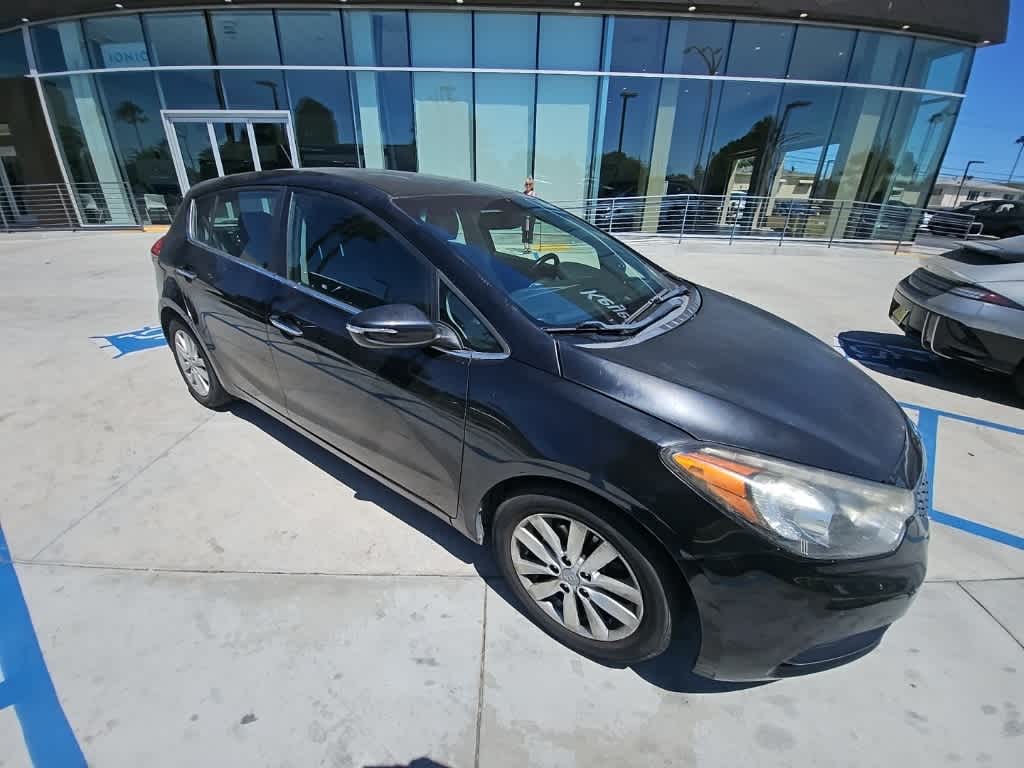 Thumbnail: 2015 Kia Forte - 4