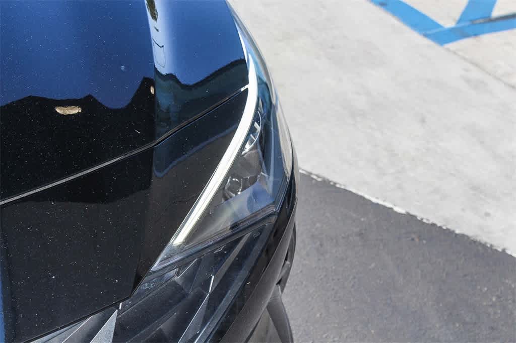 Thumbnail: 2023 Hyundai Elantra - 10