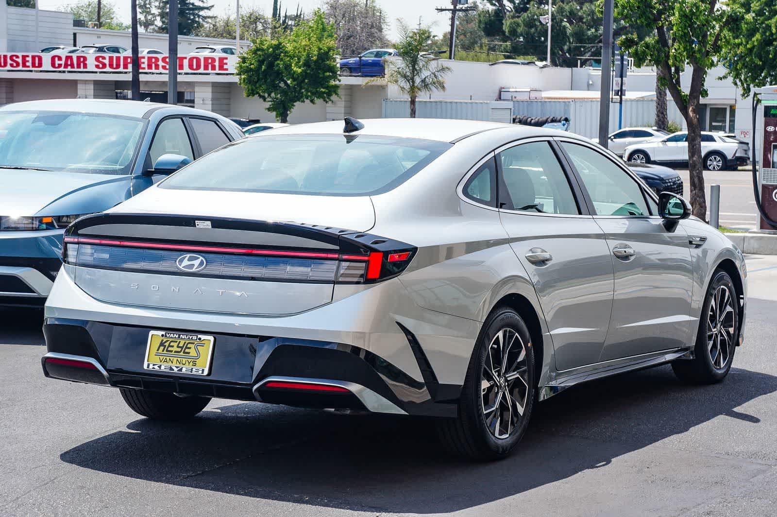 Thumbnail: 2025 Hyundai Sonata - 4