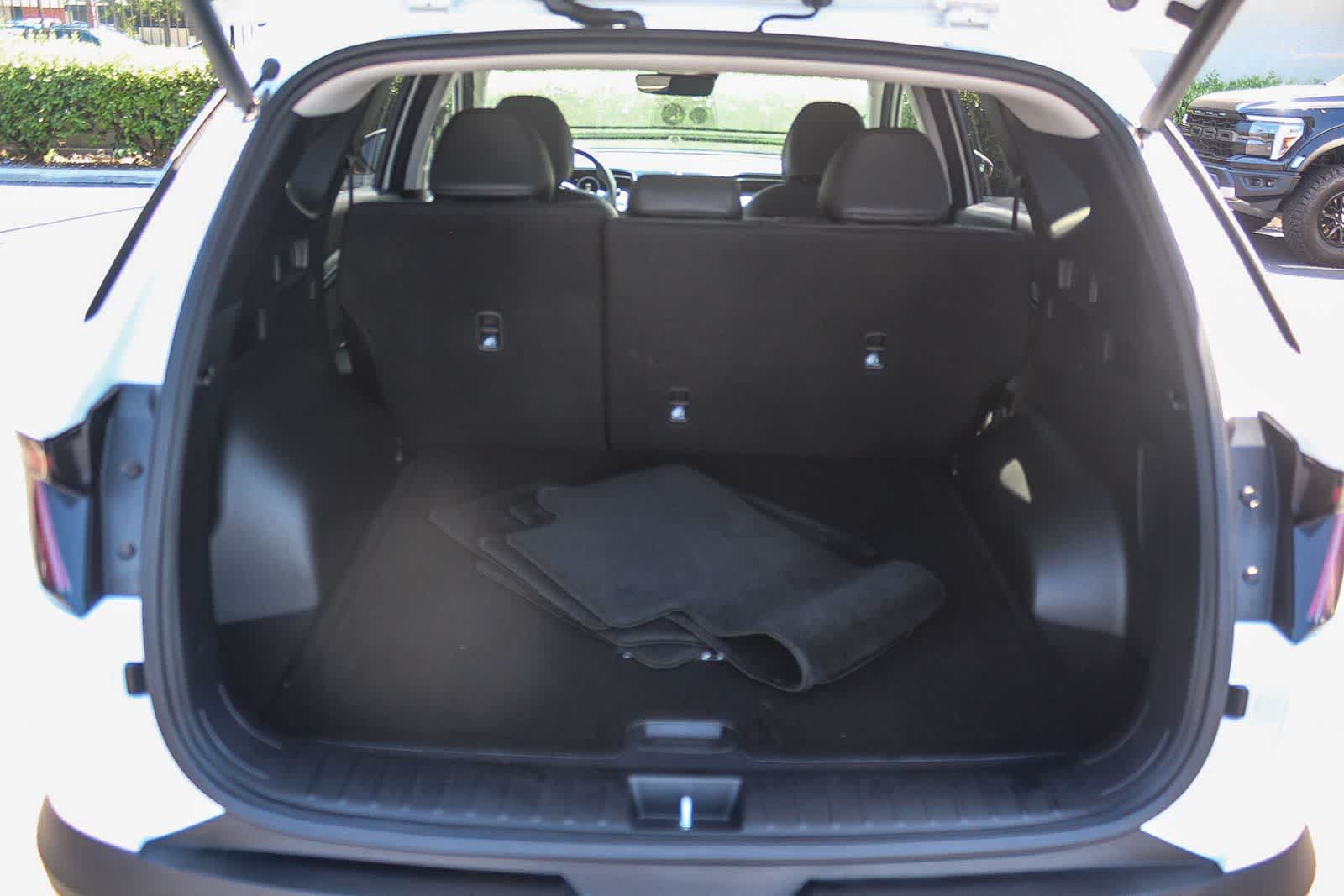 Thumbnail: 2022 Hyundai Tucson - 38