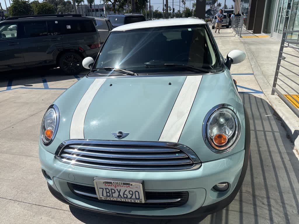 Thumbnail: 2013 MINI Cooper Hardtop - 2