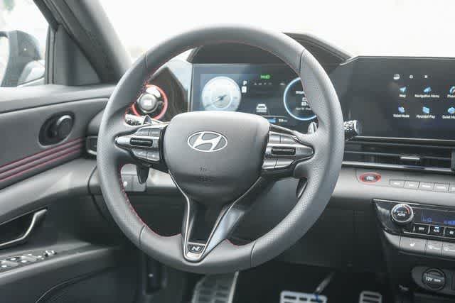 Thumbnail: 2025 Hyundai Elantra - 20