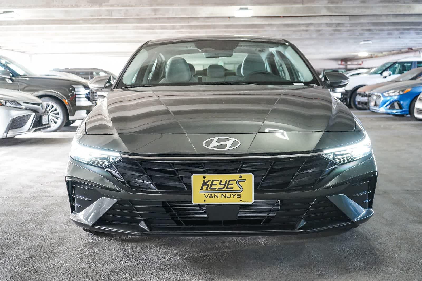 Thumbnail: 2026 Hyundai Elantra - 2