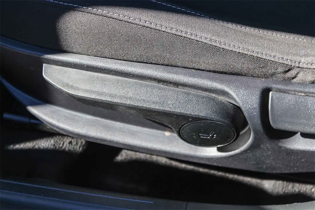 Thumbnail: 2021 Hyundai Elantra - 16