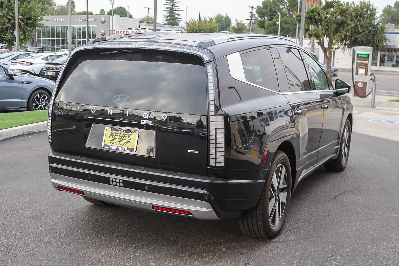 Thumbnail: 2026 Hyundai Ioniq - 4