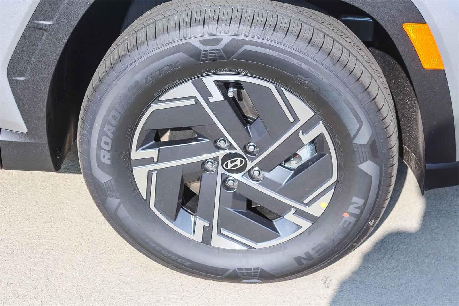 Thumbnail: 2026 Hyundai Tucson - 11