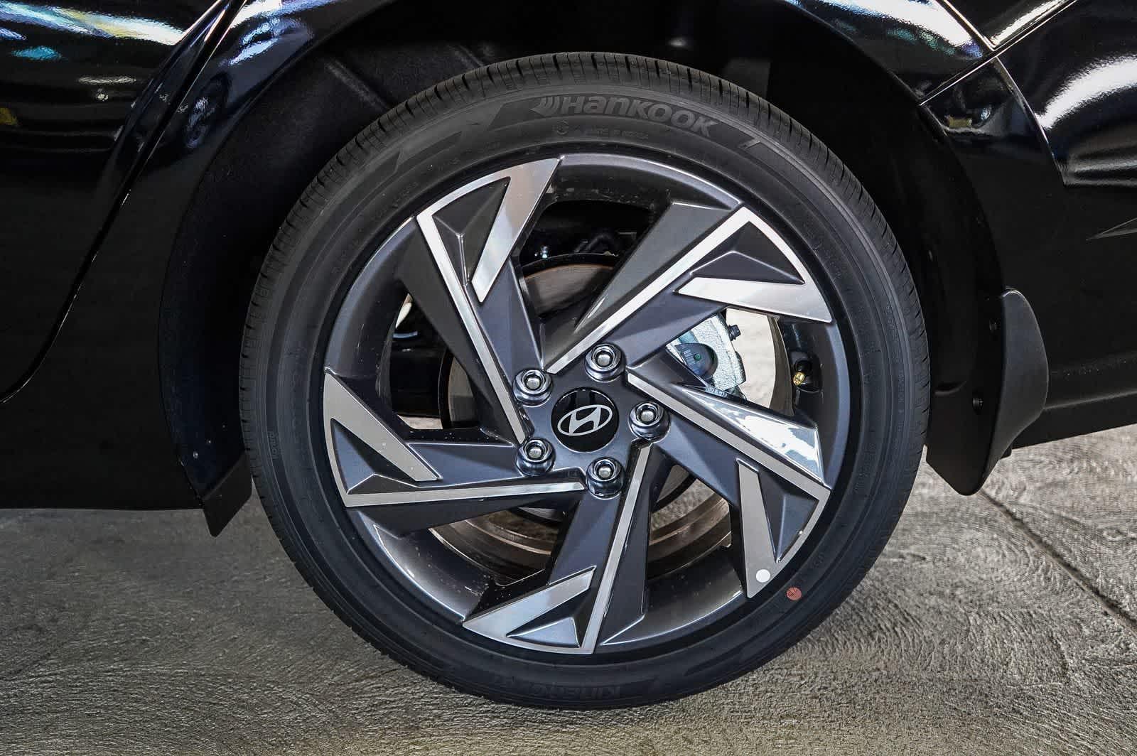 Thumbnail: 2026 Hyundai Elantra - 9