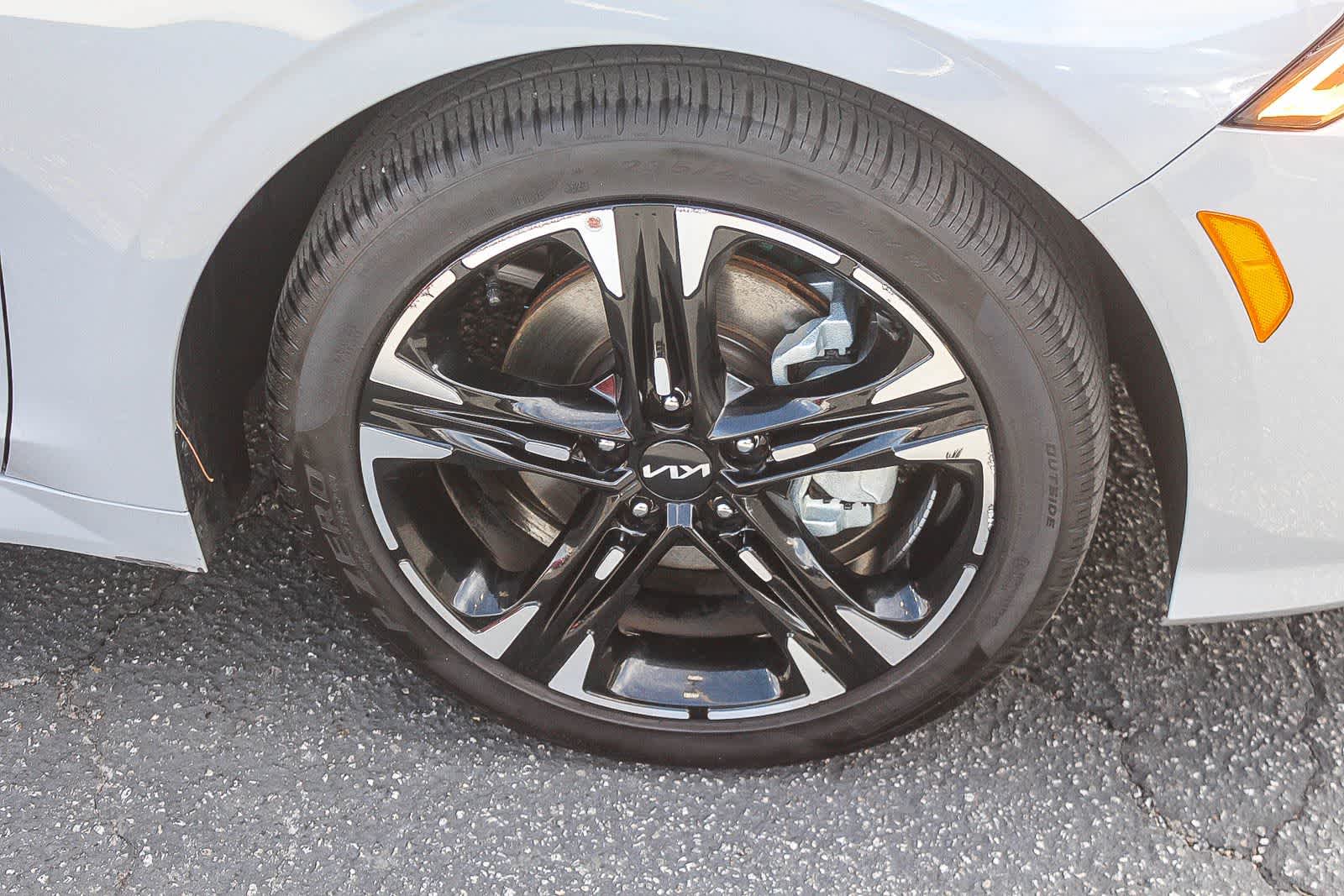 Thumbnail: 2023 Kia K5 - 13
