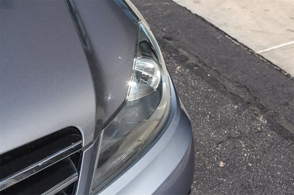 Thumbnail: 2013 Mercedes-Benz C-Class - 10